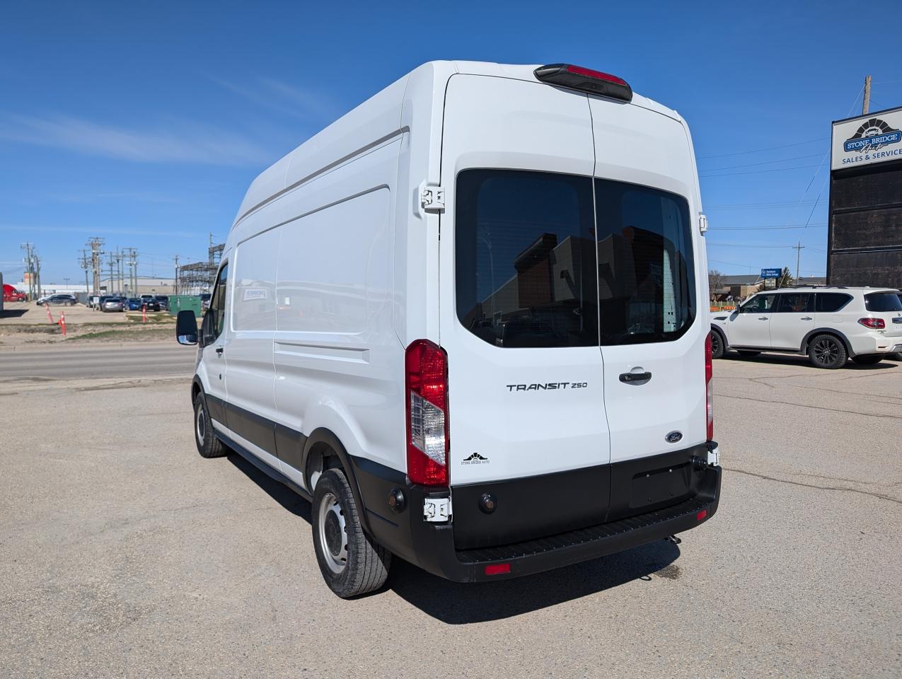 2021 Ford Transit Cargo Van High Roof | Back up Camera | Leather - Photo #6