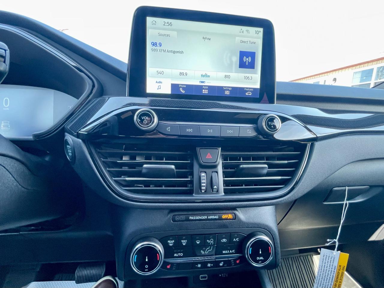 2025 Ford Escape ST-Line AWD Photo5