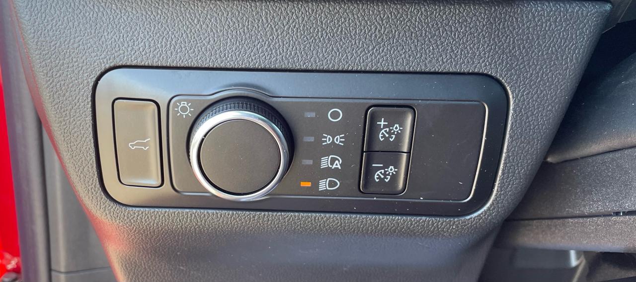 2025 Ford Escape ST-Line AWD Photo5