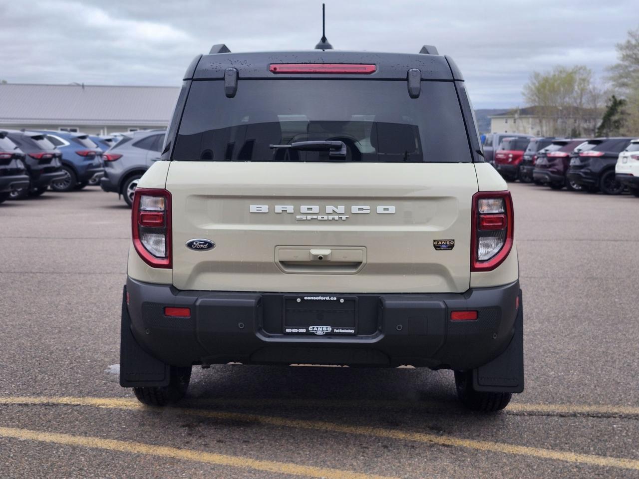 2025 Ford Bronco Sport Outer Banks 4X4 Photo5