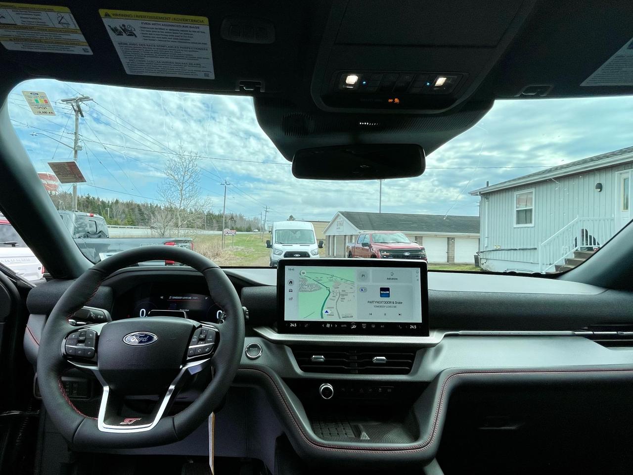 2025 Ford Explorer ST 4WD Photo5