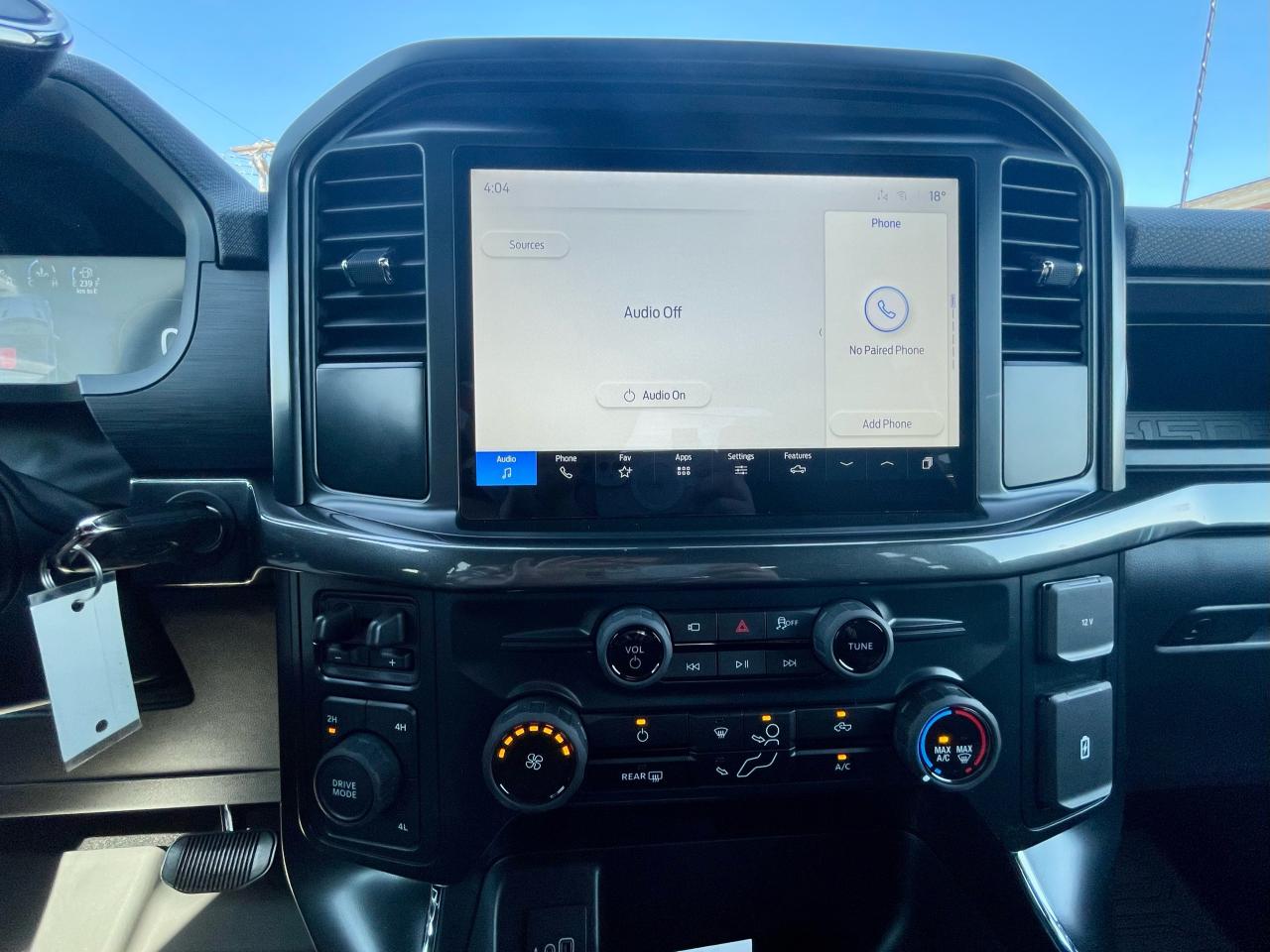 2025 Ford F-150 STX 4WD SuperCrew 5.5' Box Photo5