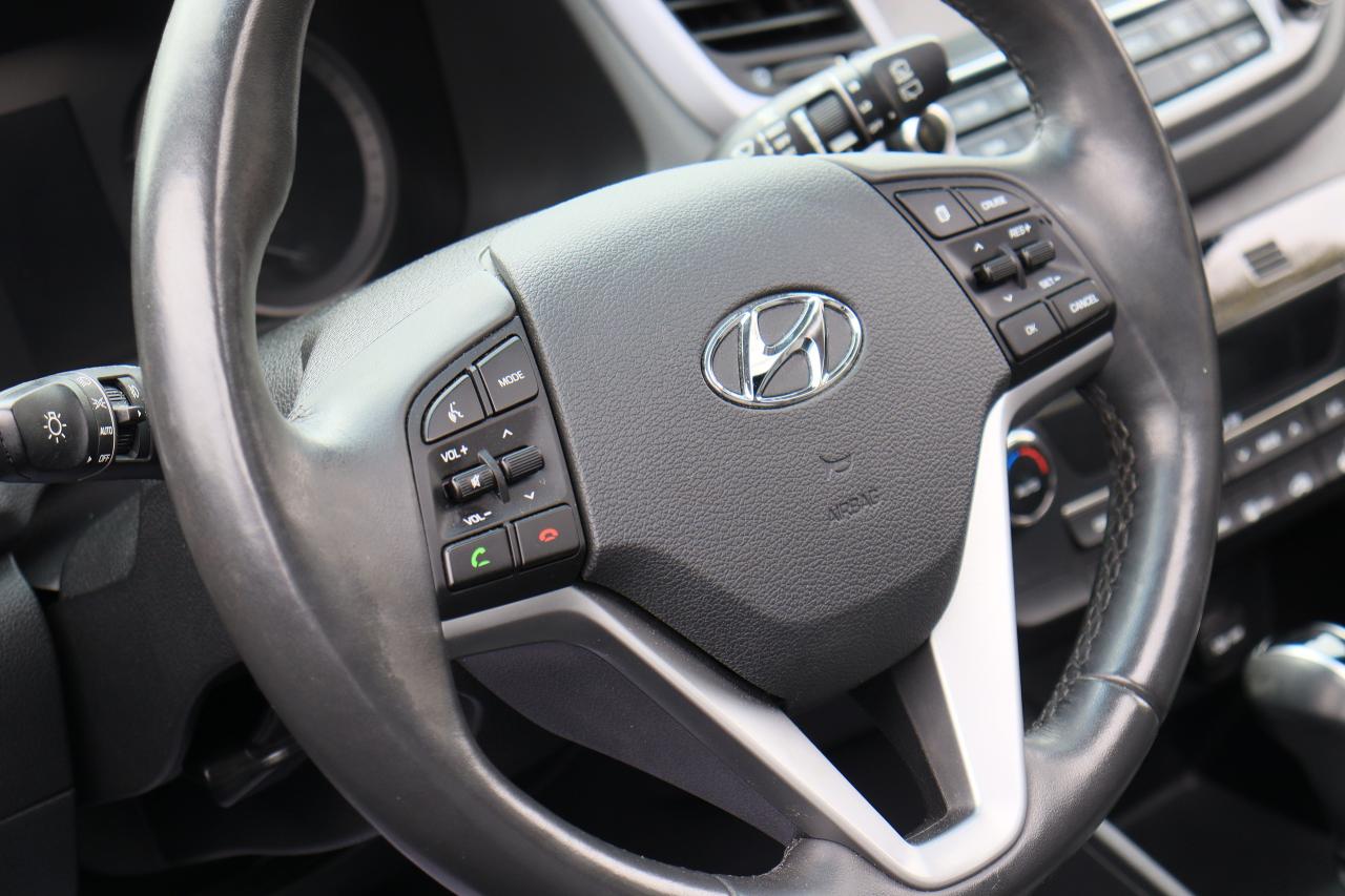 2016 Hyundai Tucson Limited | AWD | Leather | Roof | Nav | Cam & More! Photo61