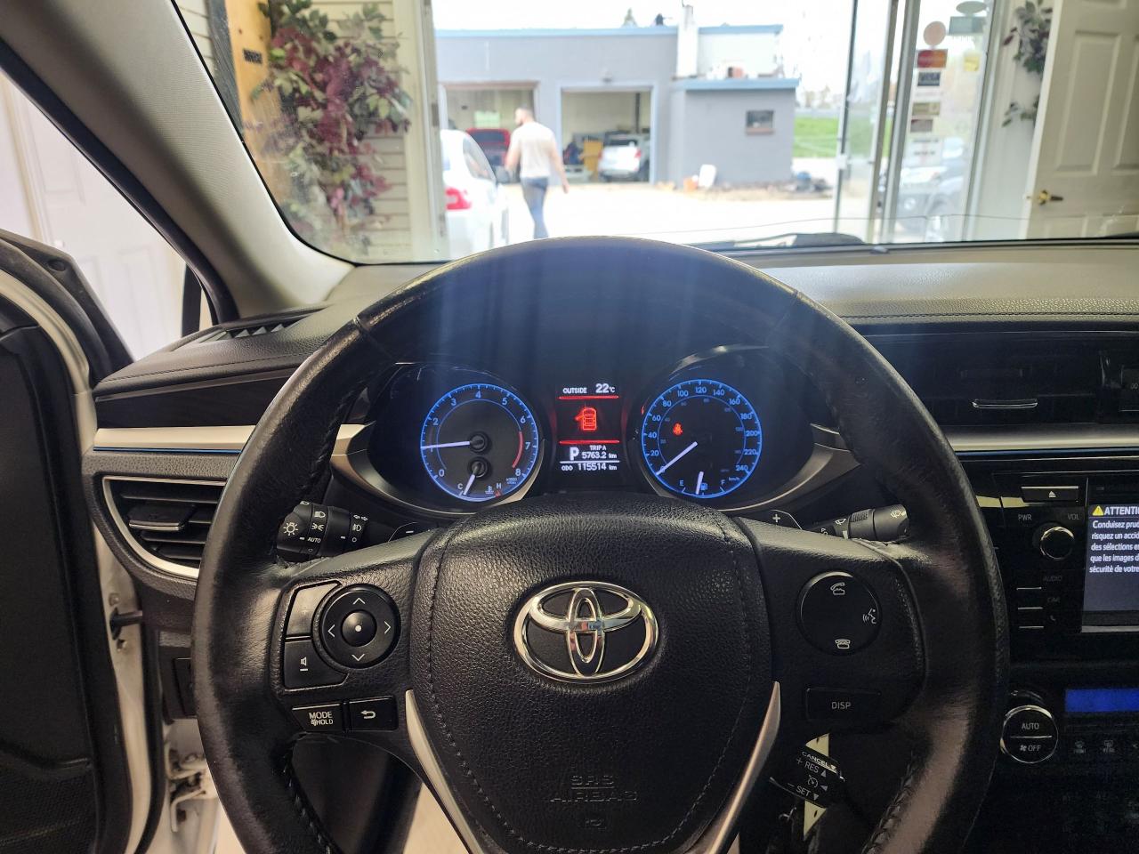 2014 Toyota Corolla S - Photo #19