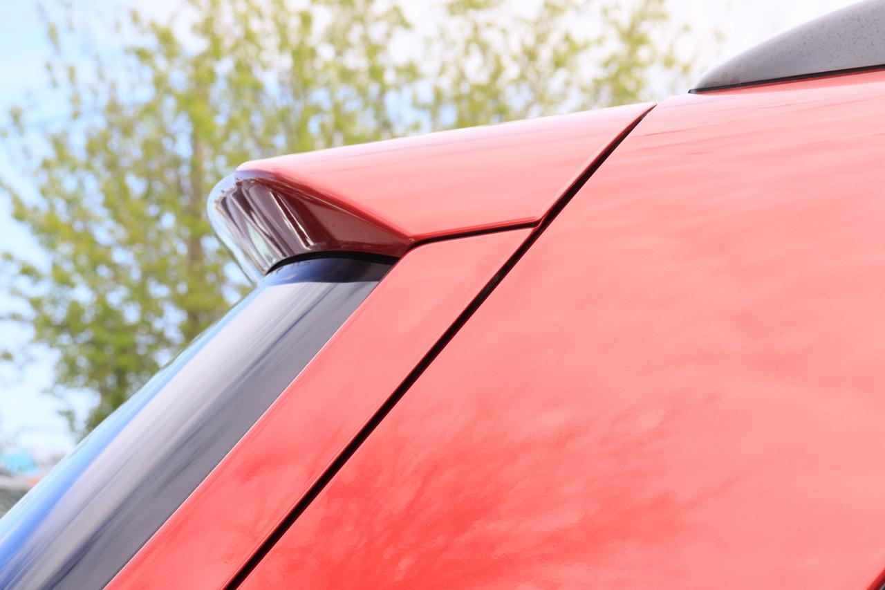2018 Mitsubishi RVR SE LTD | AWD | Leather | Pano Glass | Cam & More! Photo13