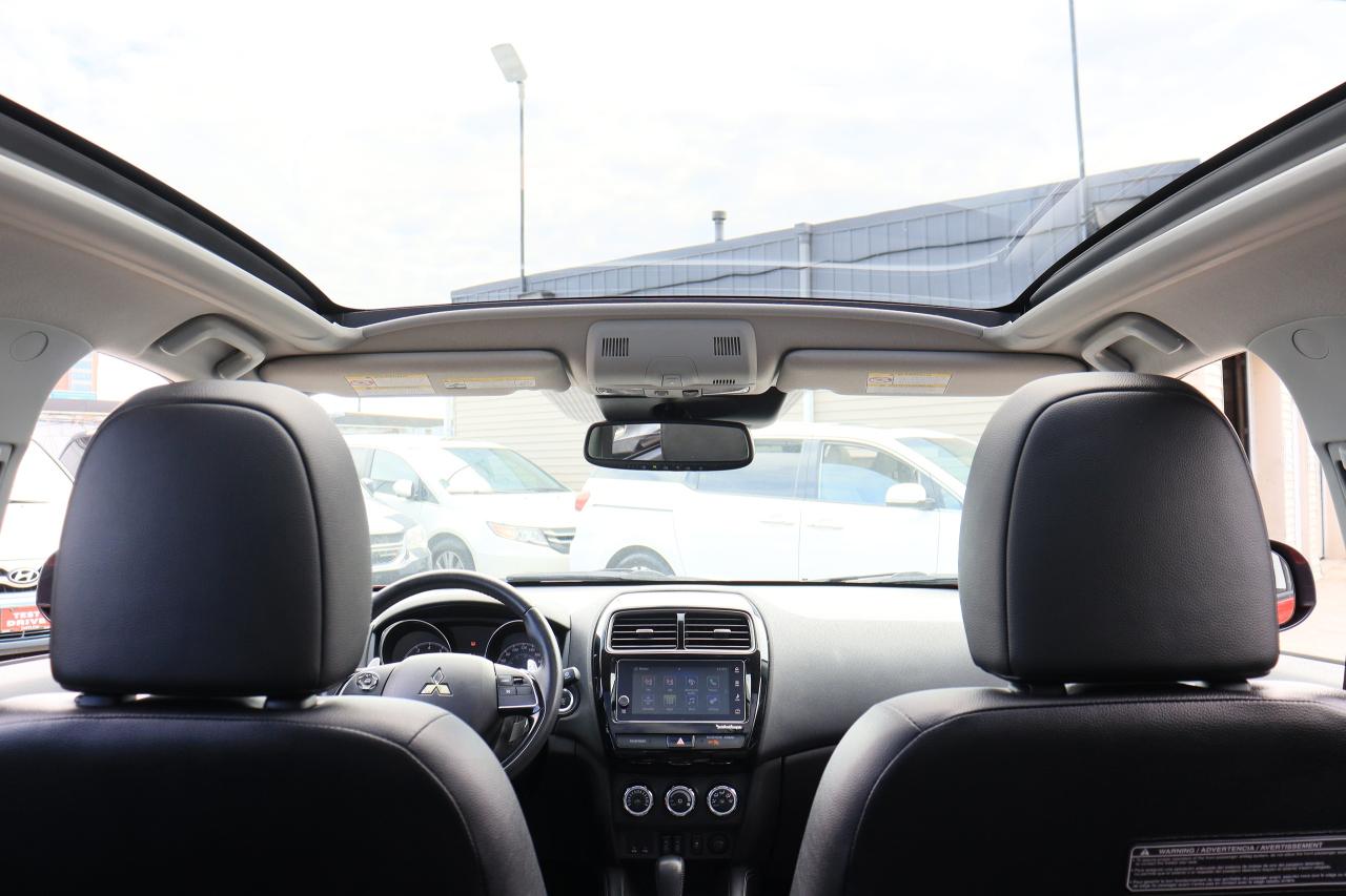 2018 Mitsubishi RVR SE LTD | AWD | Leather | Pano Glass | Cam & More! Photo71