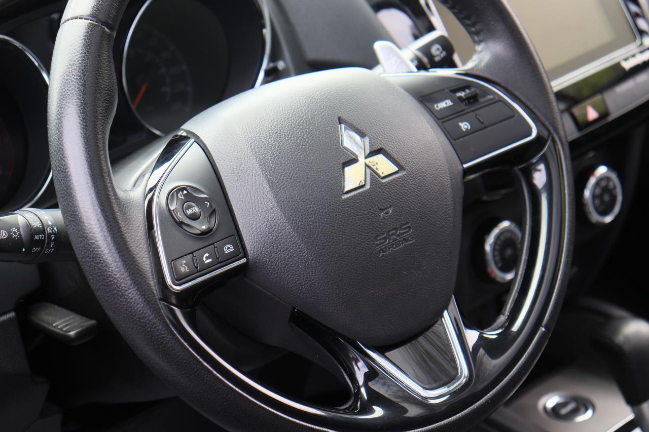 2018 Mitsubishi RVR SE LTD | AWD | Leather | Pano Glass | Cam & More! Photo54