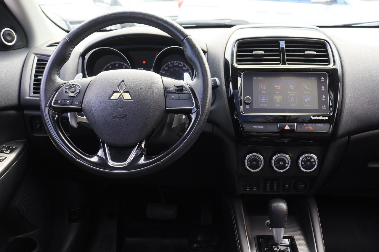 2018 Mitsubishi RVR SE LTD | AWD | Leather | Pano Glass | Cam & More! Photo76
