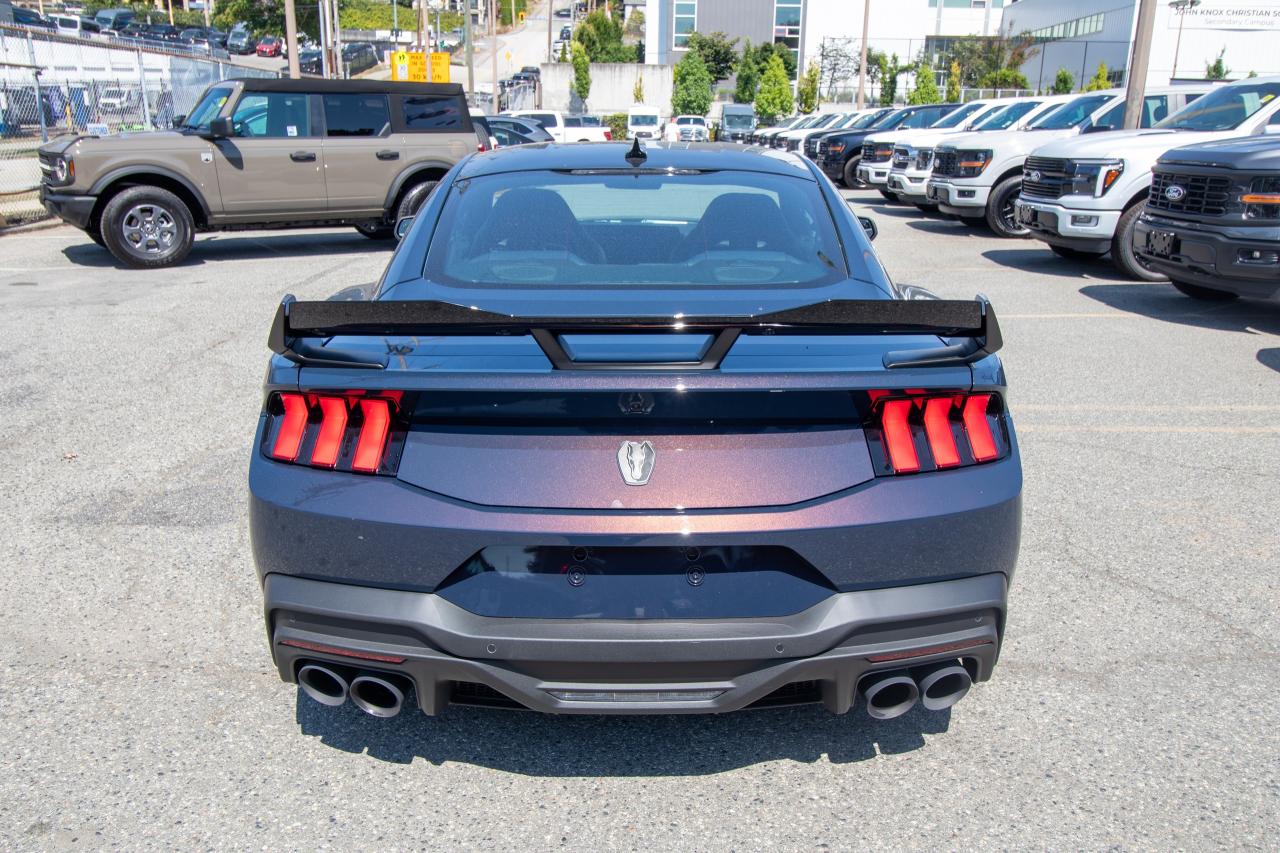 2025 Ford Mustang Dark Horse Photo5