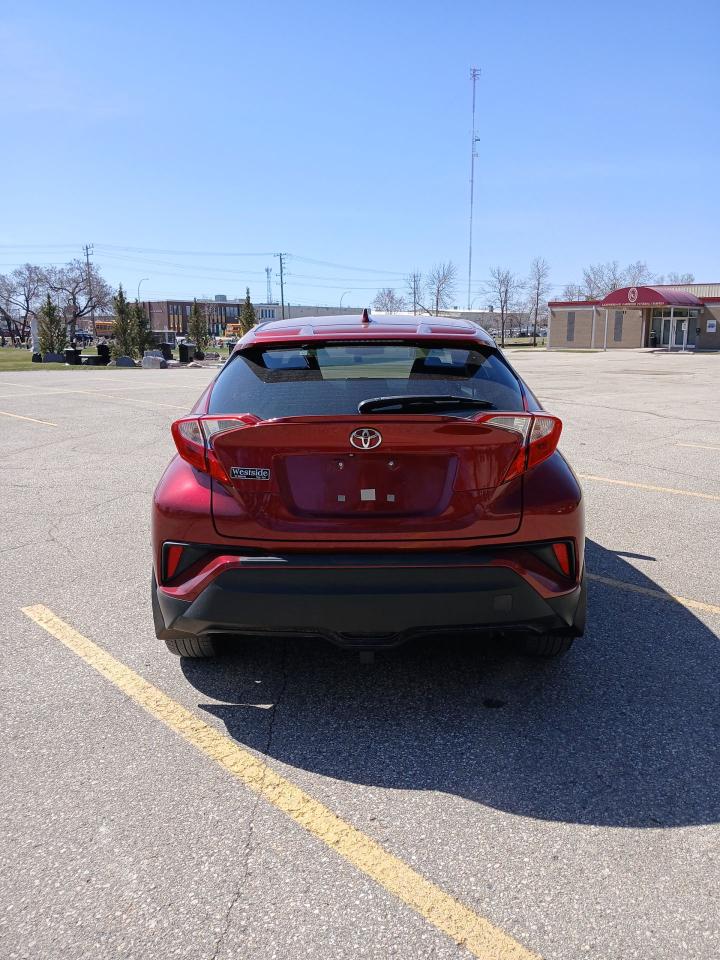 2018 Toyota C-HR XLE - Photo #7