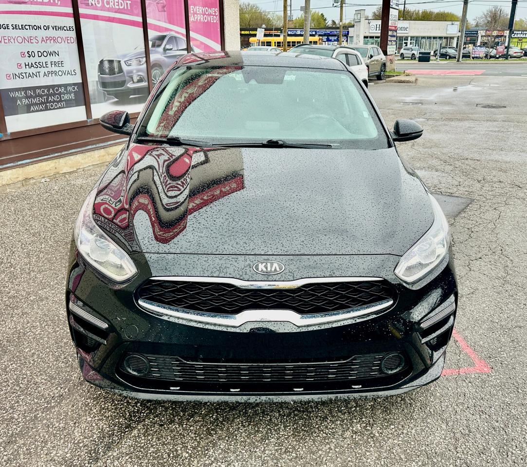 2021 Kia Forte EX Premium Photo2