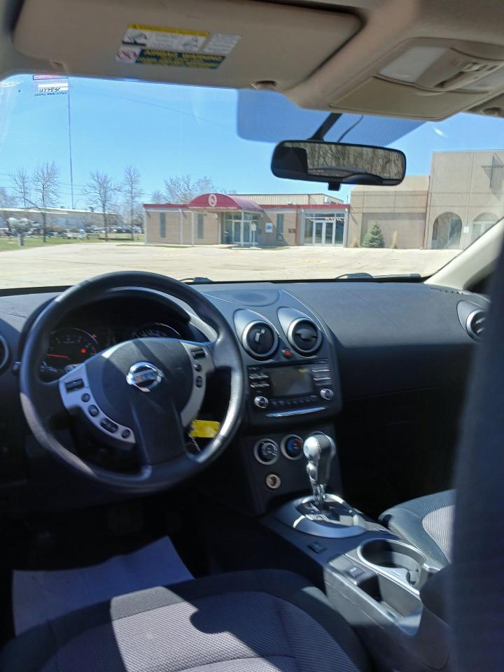 2012 Nissan Rogue SV - Photo #11