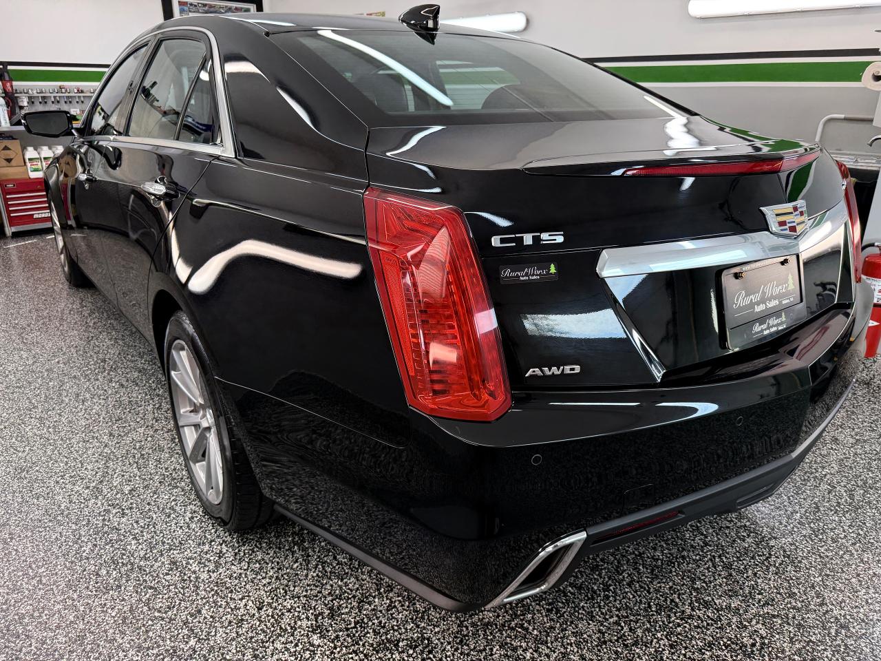 2017 Cadillac CTS Luxury AWD - Photo #4