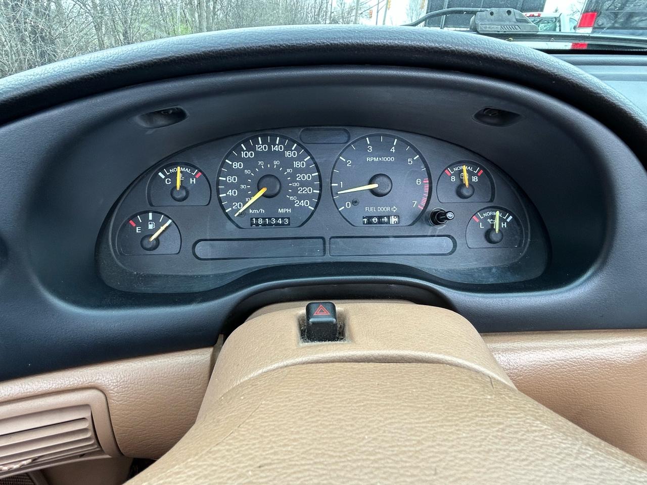 1995 Ford Mustang GT - Photo #28