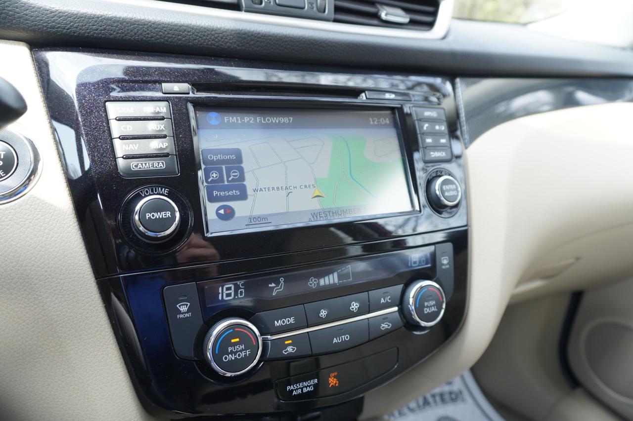 2015 Nissan Rogue 1 OWNER / NO ACCIDENTS / DEALER SERVICED / SL TECH - Photo #16
