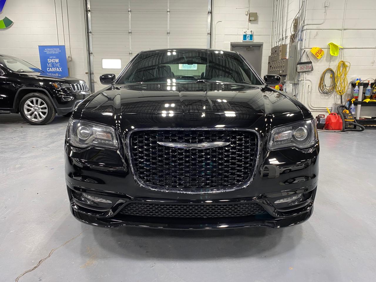 2019 Chrysler 300 300S - Photo #8
