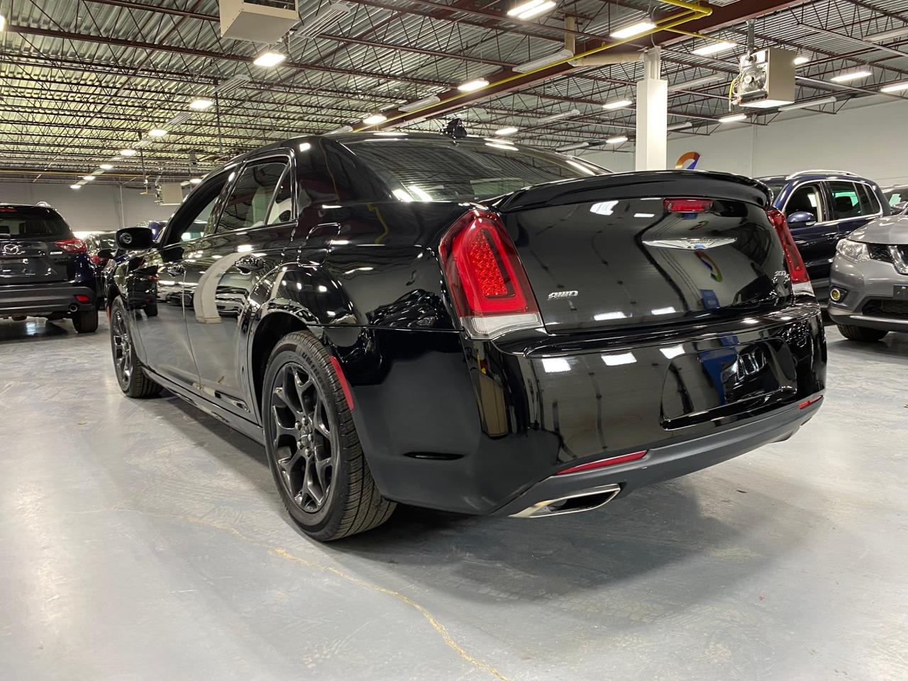 2019 Chrysler 300 300S - Photo #3