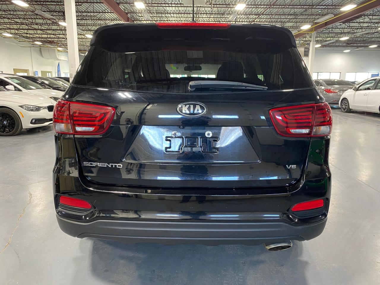 2020 Kia Sorento LX+ V6 - Photo #4