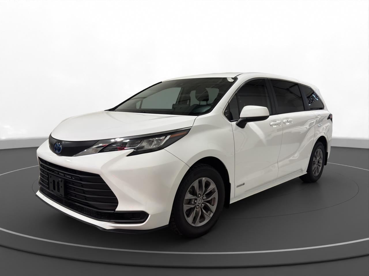 Used 2021 Toyota Sienna LE for sale in North York, ON