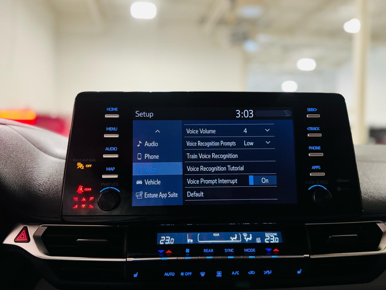 2021 Toyota Sienna LE - Photo #18