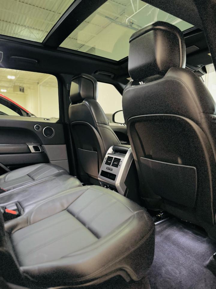 2020 Land Rover Range Rover Sport HSE - Photo #25