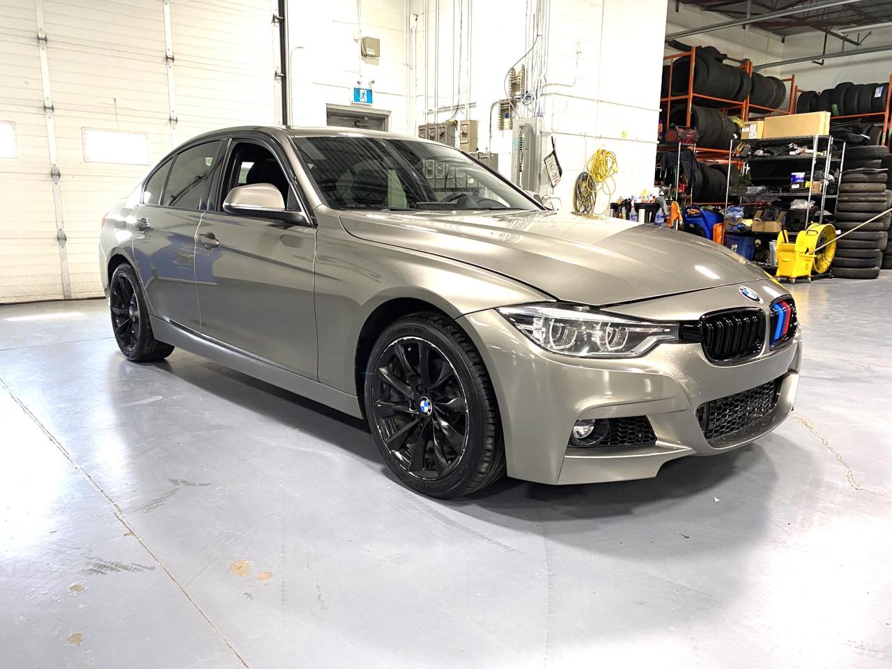 2017 BMW 3 Series 330i xDrive - Photo #7