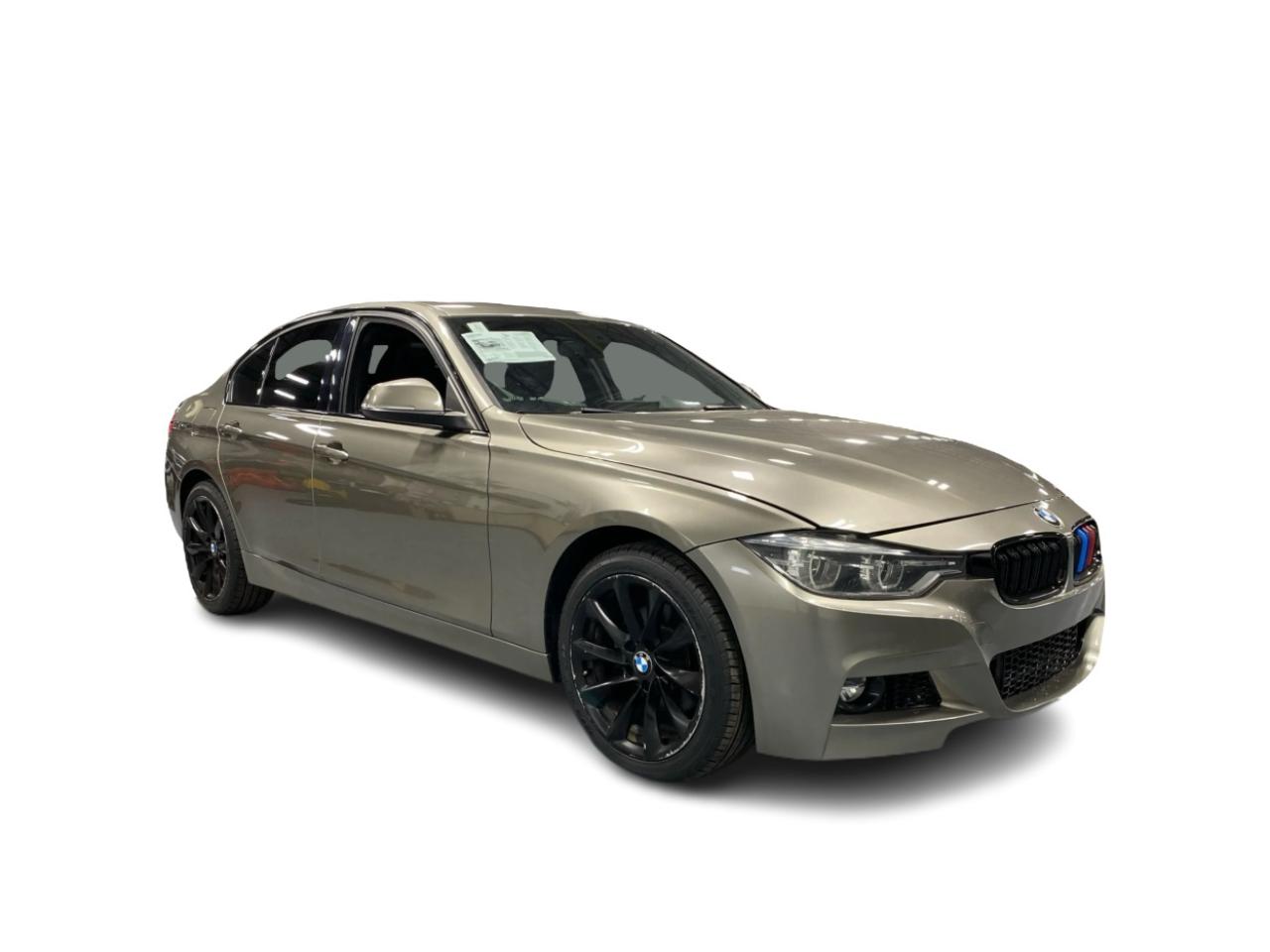 2017 BMW 3 Series 330i xDrive Photo