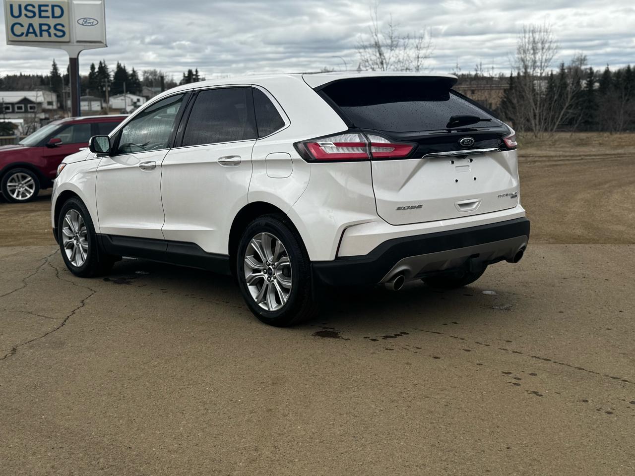 2019 Ford Edge Titanium Photo
