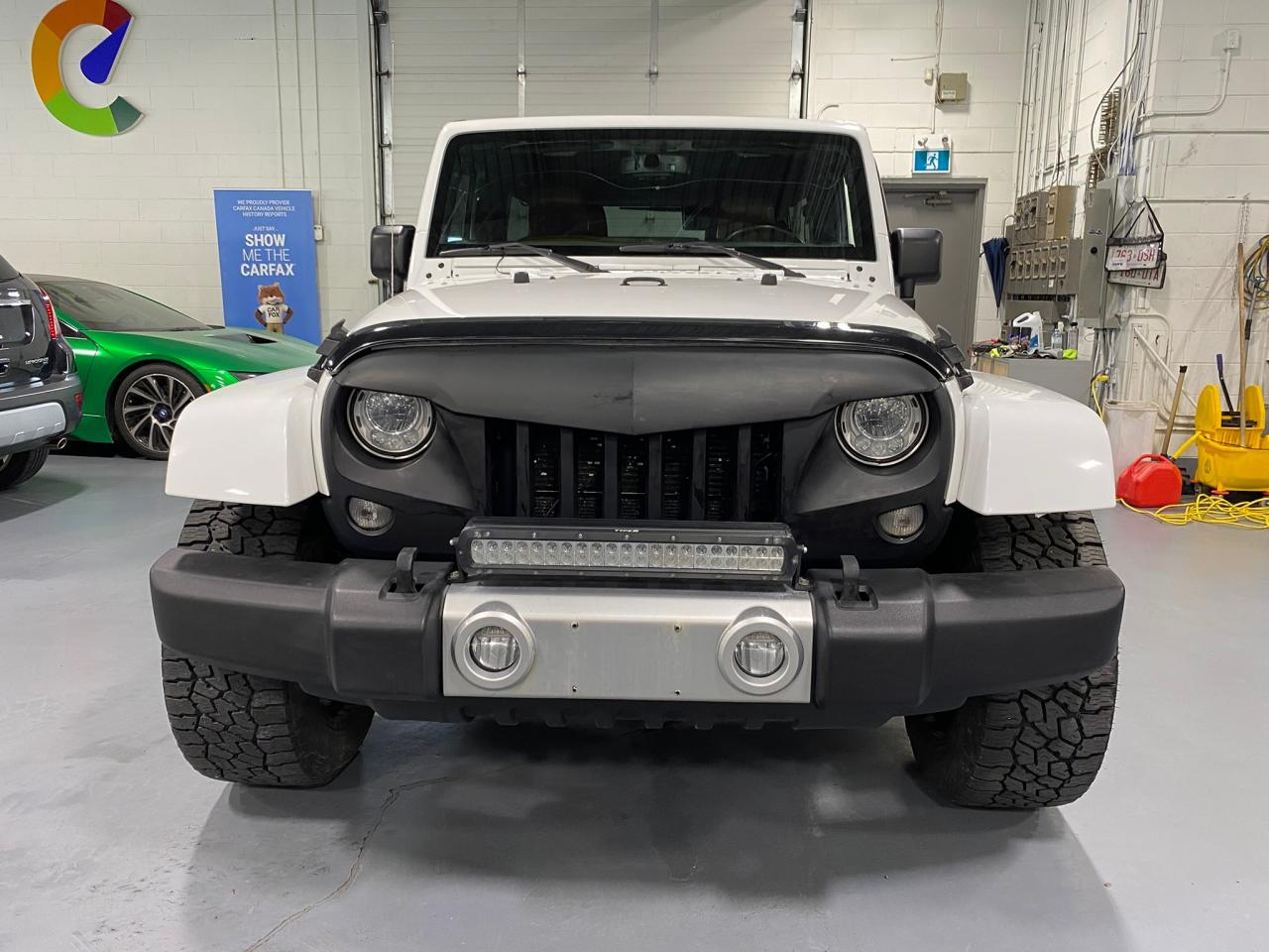 2018 Jeep Wrangler SAHARA 4X4 - Photo #8