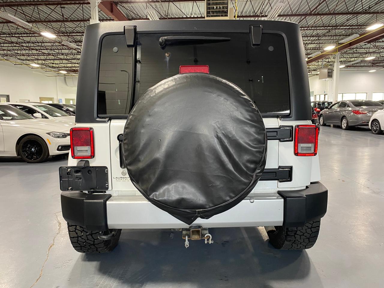 2018 Jeep Wrangler SAHARA 4X4 - Photo #4