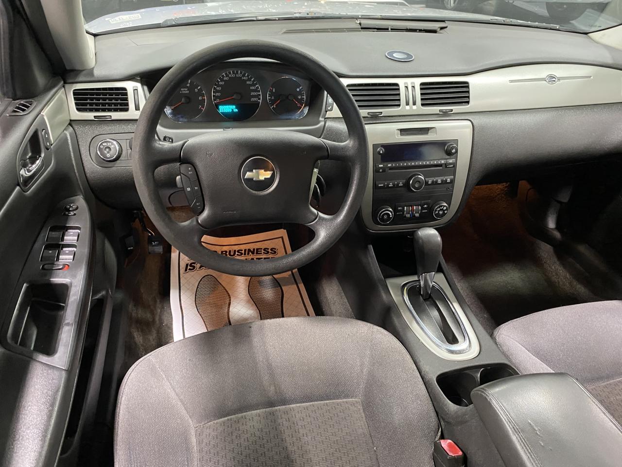 2009 Chevrolet Impala LS - Photo #13