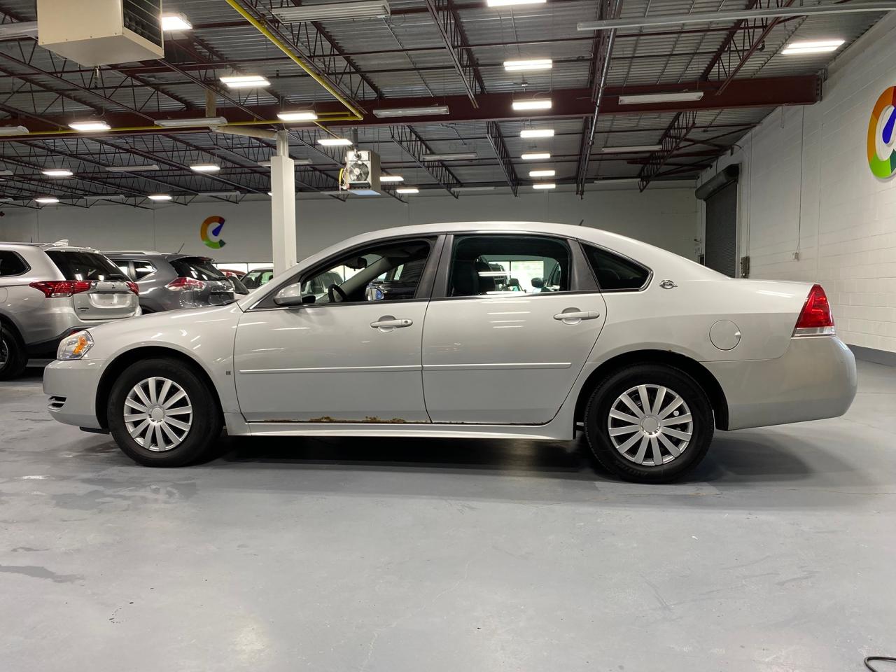 2009 Chevrolet Impala LS - Photo #2