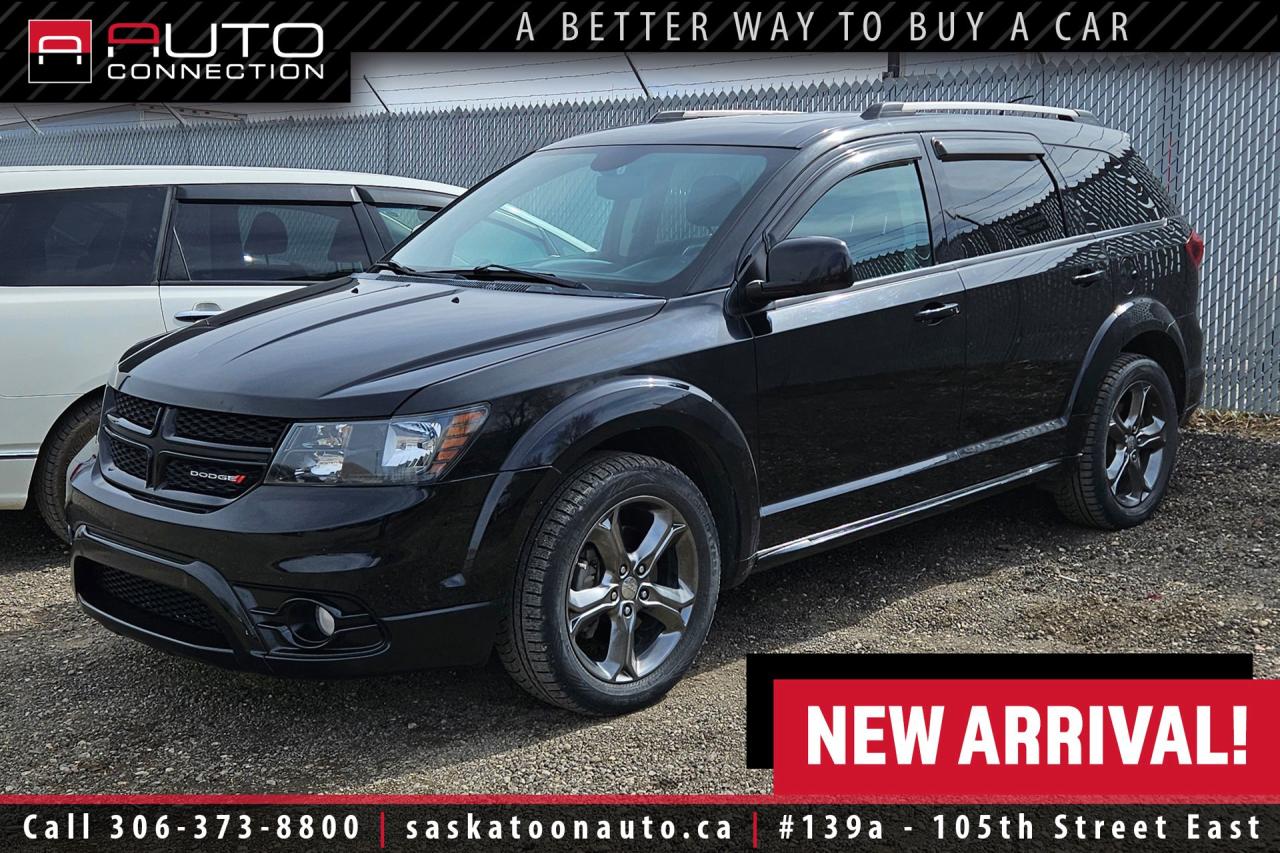 Used 2015 Dodge Journey Crossroad - ACCIDENT FREE - REAR DVD - NAVIGATION - REMOTE START for sale in Saskatoon, SK