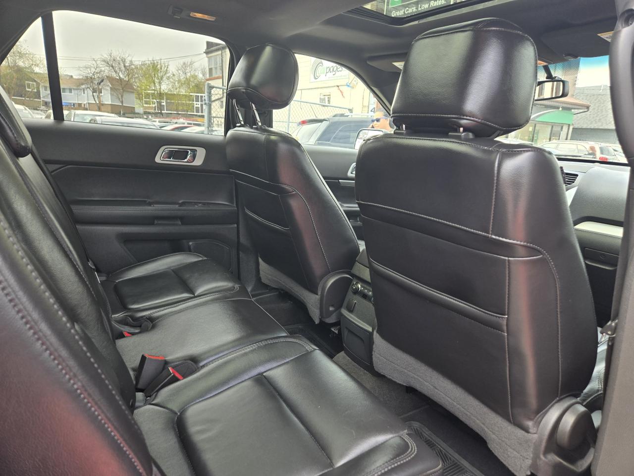 2013 Ford Explorer XLT-4WD- Backup Cam - Panoramic Sunroof- Heated Seats- Bluetooth - Photo #24