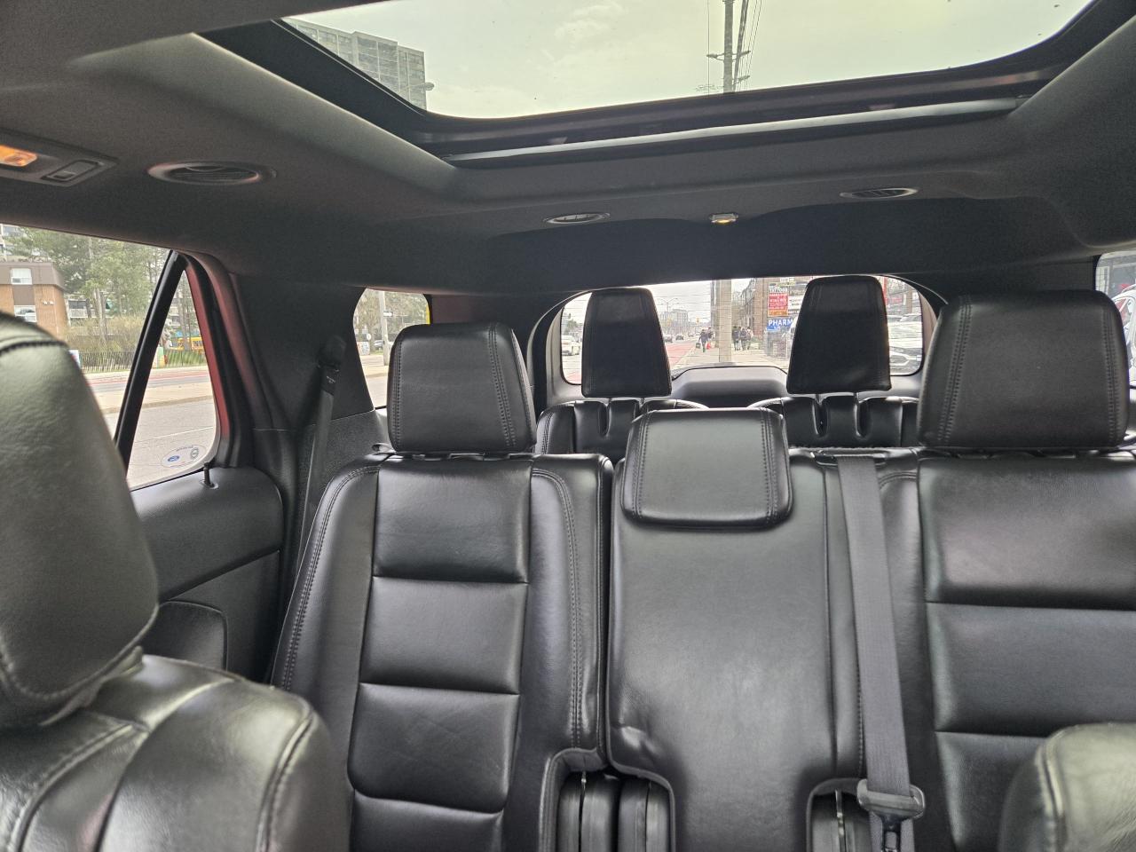 2013 Ford Explorer XLT-4WD- Backup Cam - Panoramic Sunroof- Heated Seats- Bluetooth - Photo #20