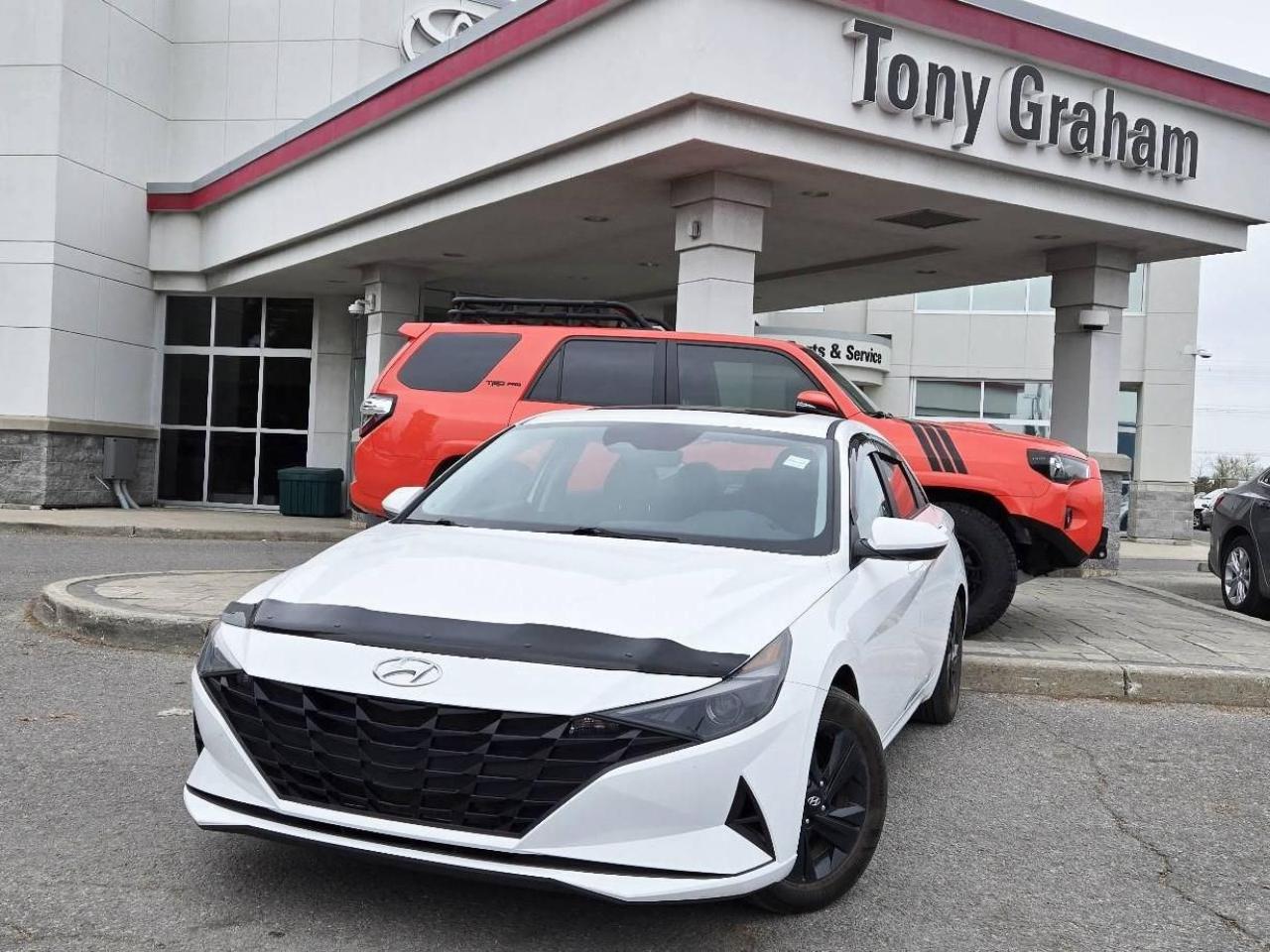 Used 2022 Hyundai Elantra Preferred w/Sun & Tech pkg for sale in Ottawa, ON