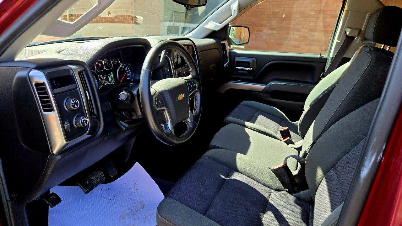 2015 Chevrolet Silverado 1500 Crew Cab Standard Box 4-Wheel Drive LT w/1LT - Photo #9