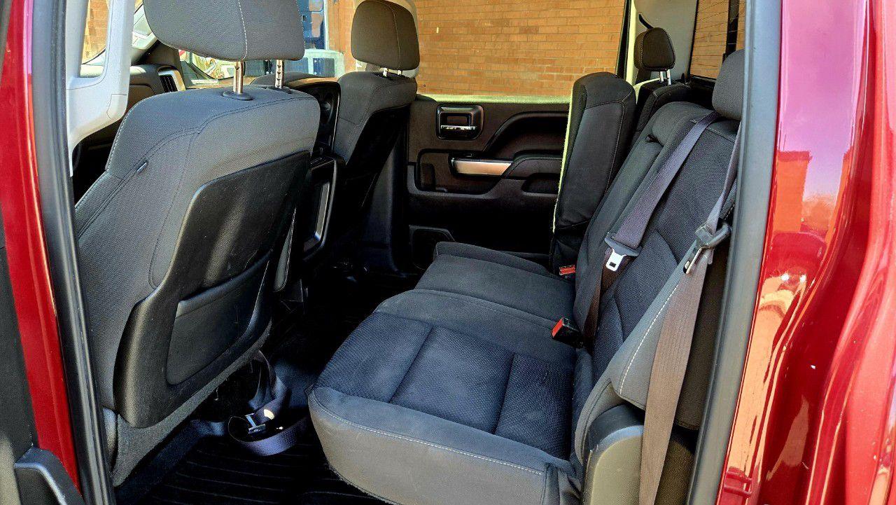 2015 Chevrolet Silverado 1500 Crew Cab Standard Box 4-Wheel Drive LT w/1LT - Photo #10