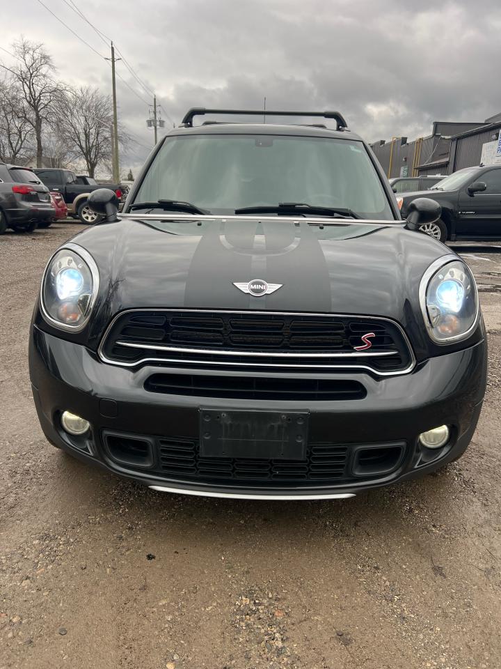 2016 MINI Cooper Countryman S - Photo #2