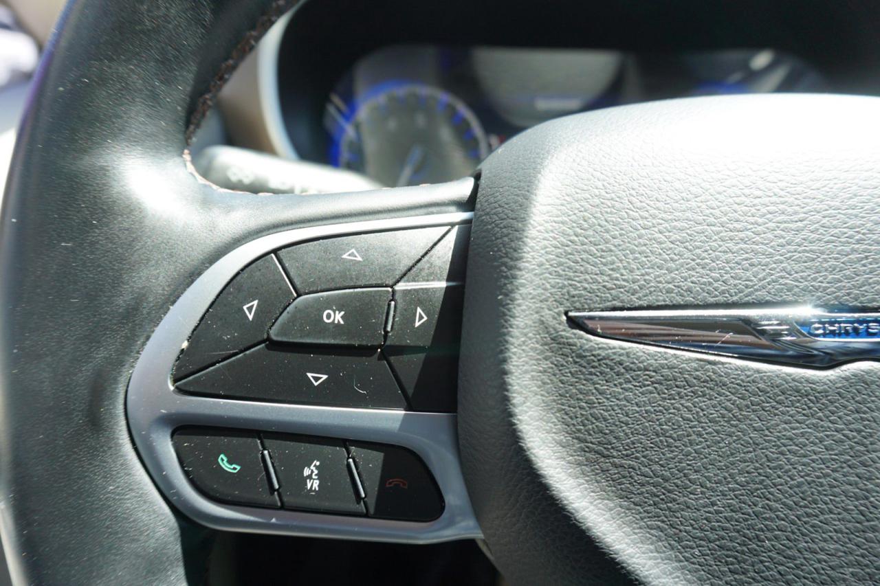 2017 Chrysler Pacifica V6 TOURING- PLUS CERTIFIED *CHRYSLER MAINTAIN* CAMERA NAV BLUETOOTH DVD LEATHER HEATED SEATS SUNROOF CRUISE ALLOYS - Photo #38