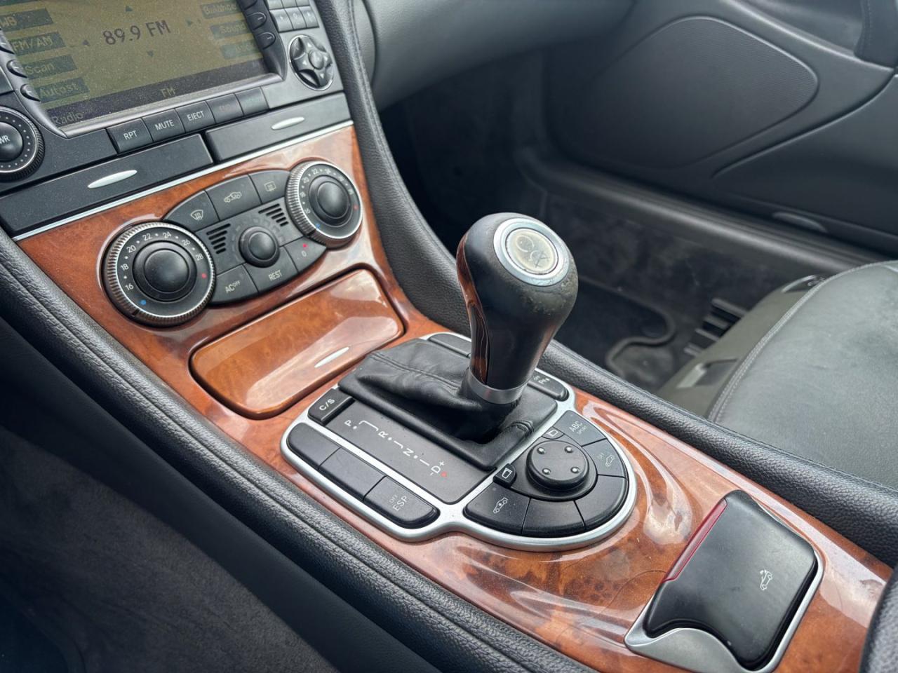 2005 Mercedes-Benz SL-Class SL500 - Photo #13