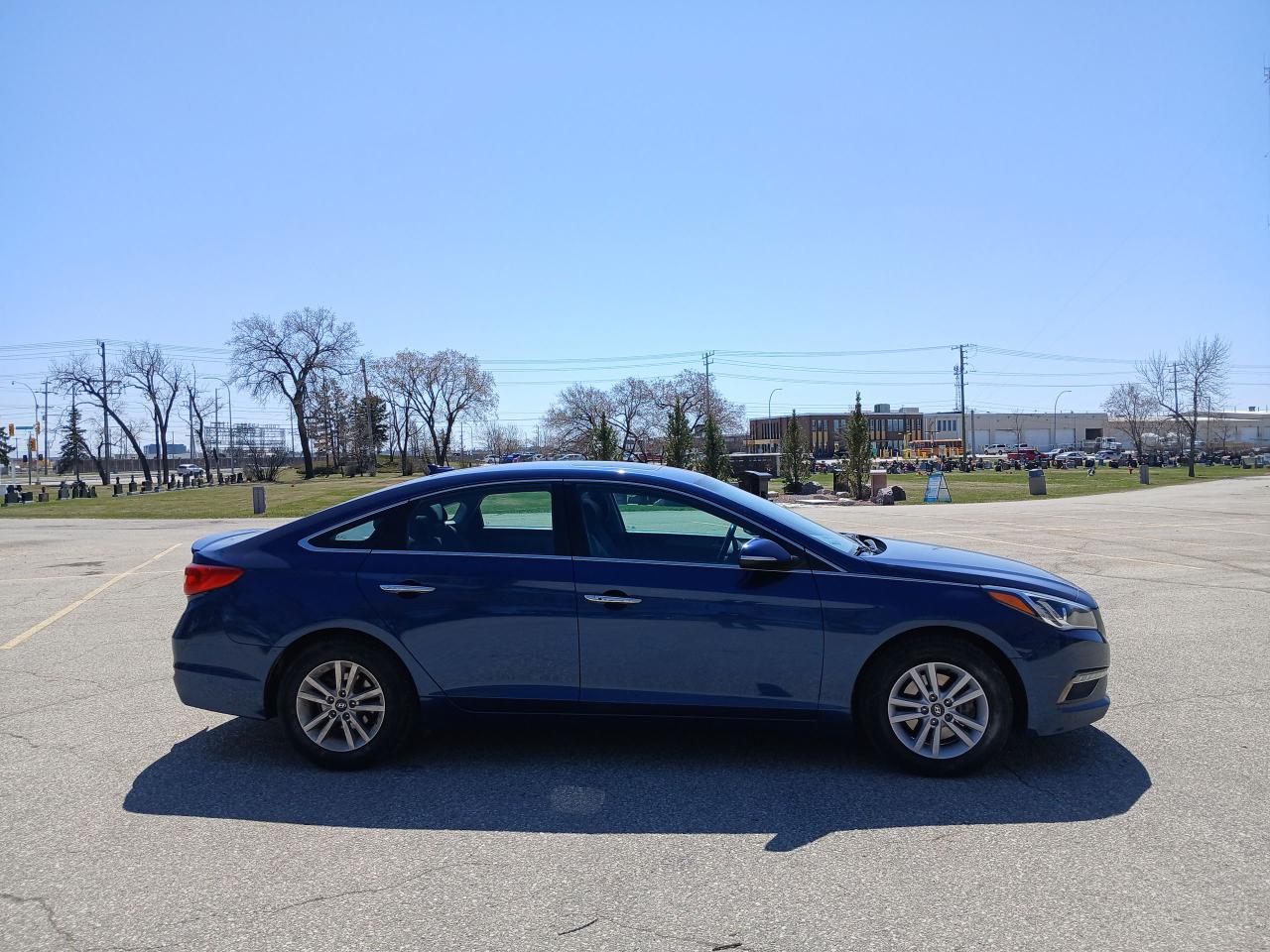 2017 Hyundai Sonata 2.4L GLS - Photo #4