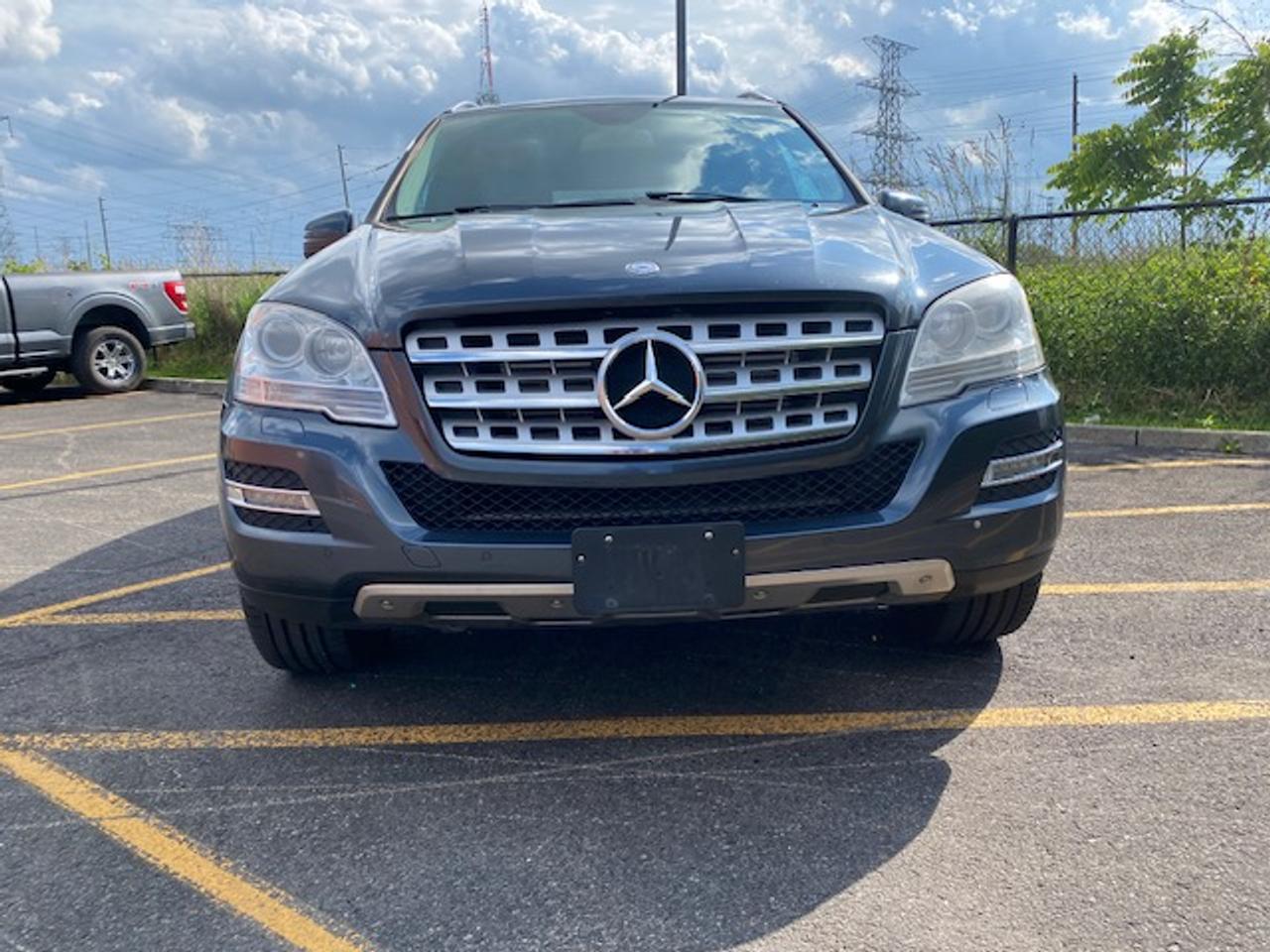2011 Mercedes-Benz M-Class ML 350 BlueTEC Photo2