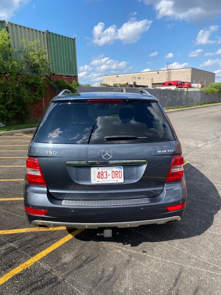 2011 Mercedes-Benz M-Class ML 350 BlueTEC Photo