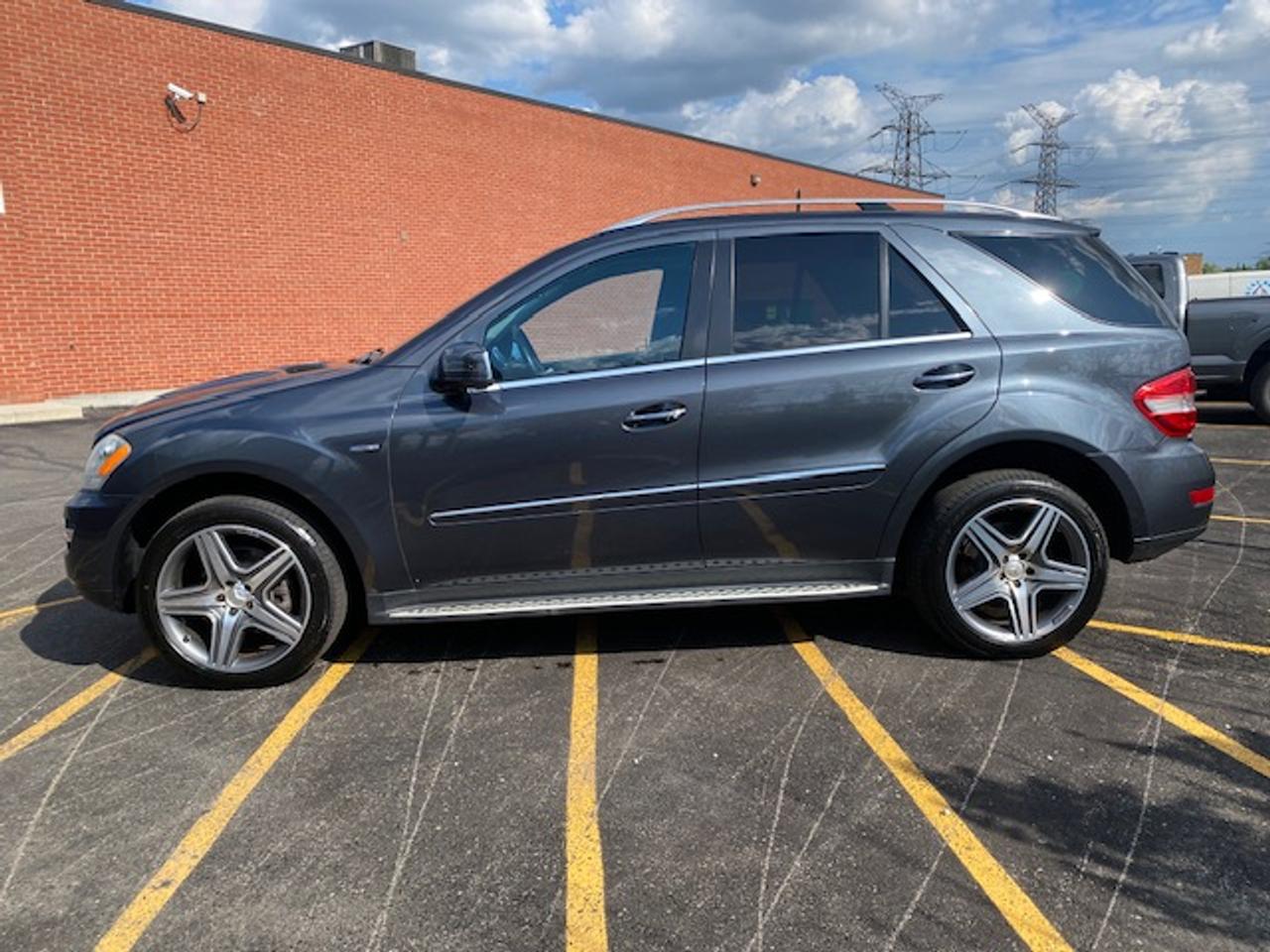 2011 Mercedes-Benz M-Class ML 350 BlueTEC Photo