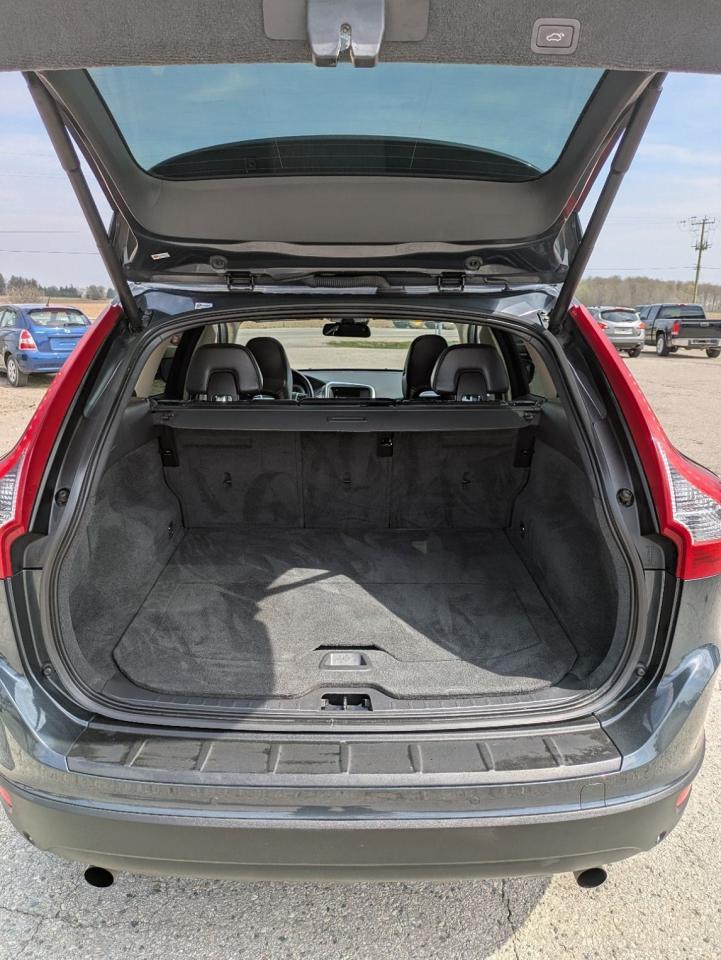 2012 Volvo XC60 3.2 - Photo #14