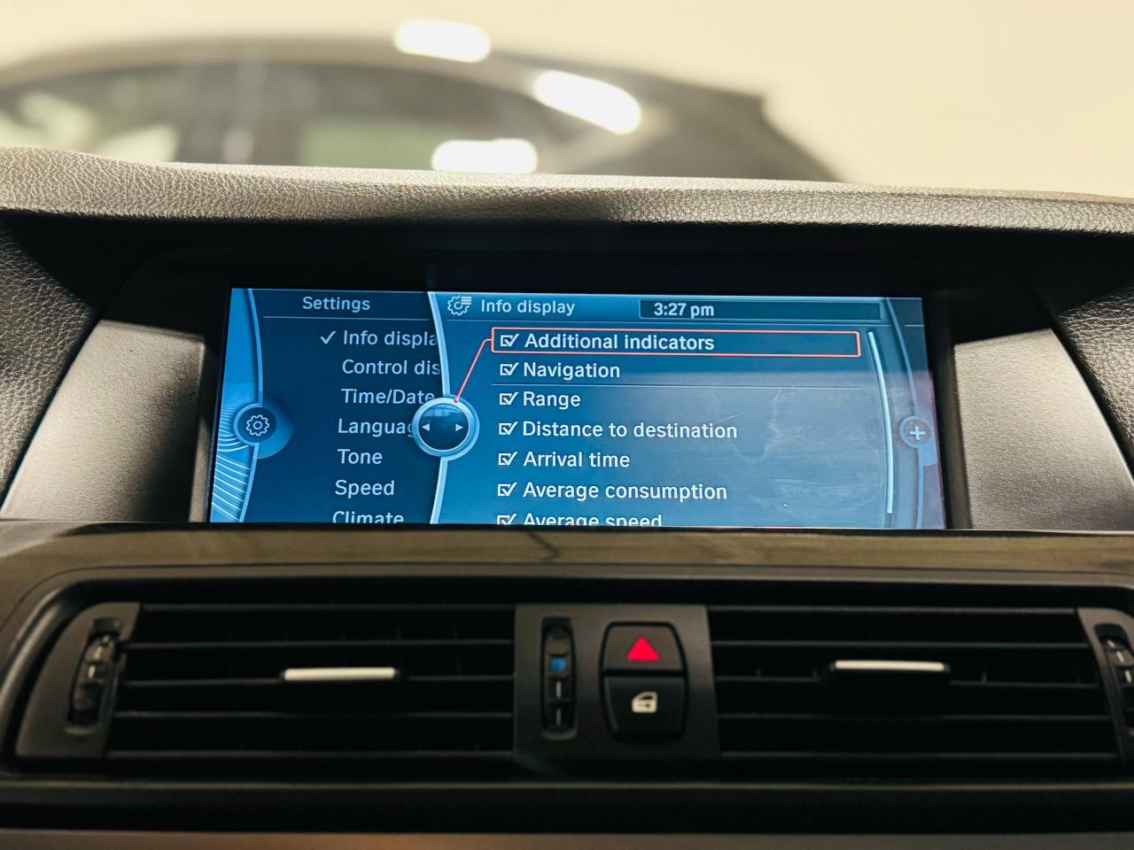 2011 BMW 5 Series 535i xDrive - Photo #23