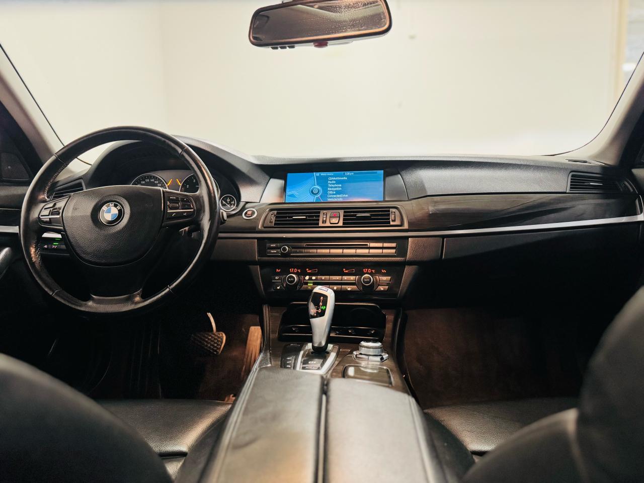 2011 BMW 5 Series 535i xDrive - Photo #26