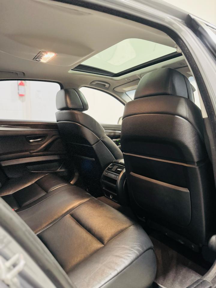 2011 BMW 5 Series 535i xDrive - Photo #25