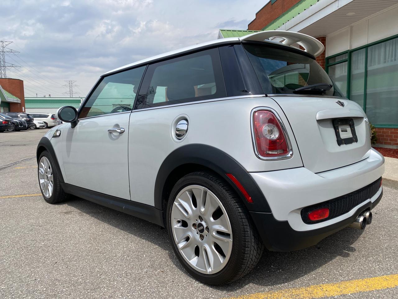 2010 MINI Cooper S CAMDEN EDITION - Photo #7